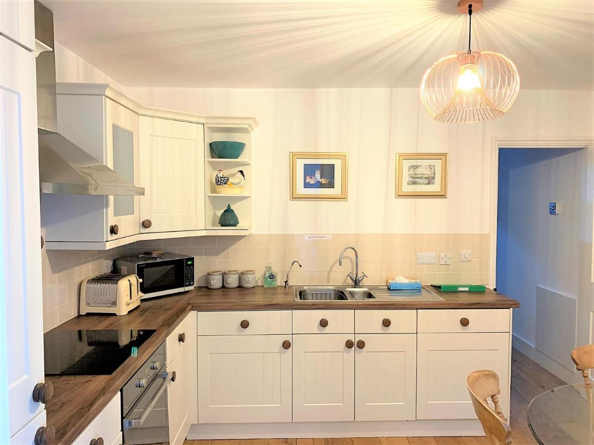 Riverside Channel5 "Holidays Homes In The Sun" Featured Central Canterbury Cottage With Free Parking Eksteriør billede