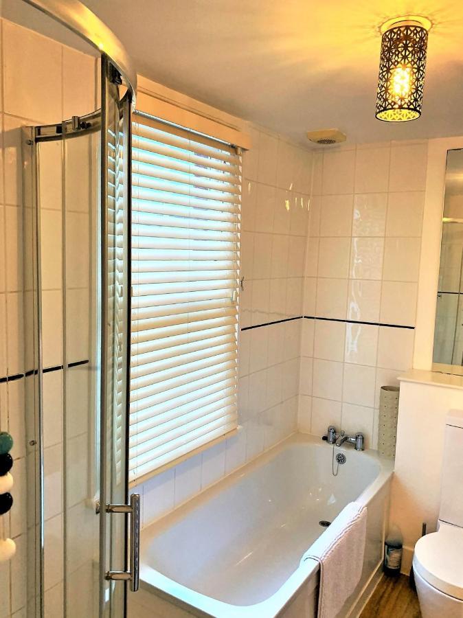 Riverside Channel5 "Holidays Homes In The Sun" Featured Central Canterbury Cottage With Free Parking Eksteriør billede