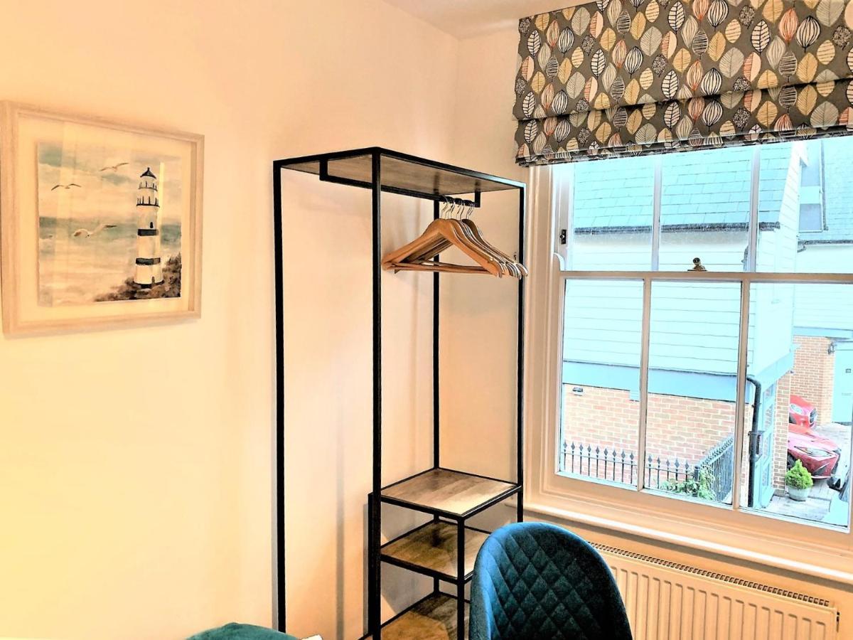 Riverside Channel5 "Holidays Homes In The Sun" Featured Central Canterbury Cottage With Free Parking Eksteriør billede